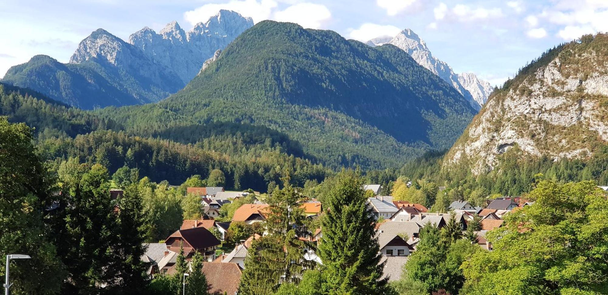 Zajcek Apartma Mojstrana Exterior photo