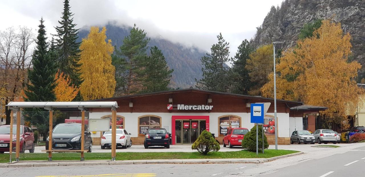 Zajcek Apartma Mojstrana Exterior photo